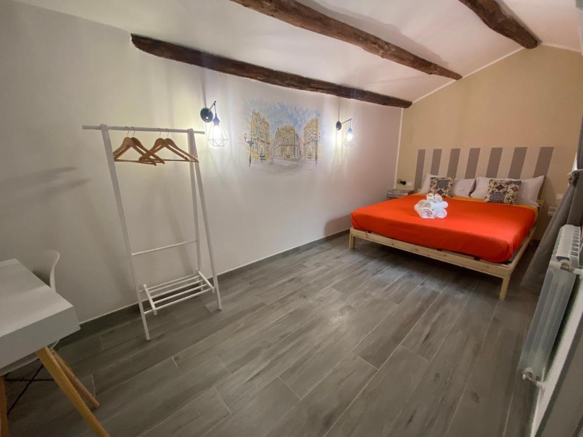 La Piccola Formica Charme Rooms 巴勒莫 外观 照片